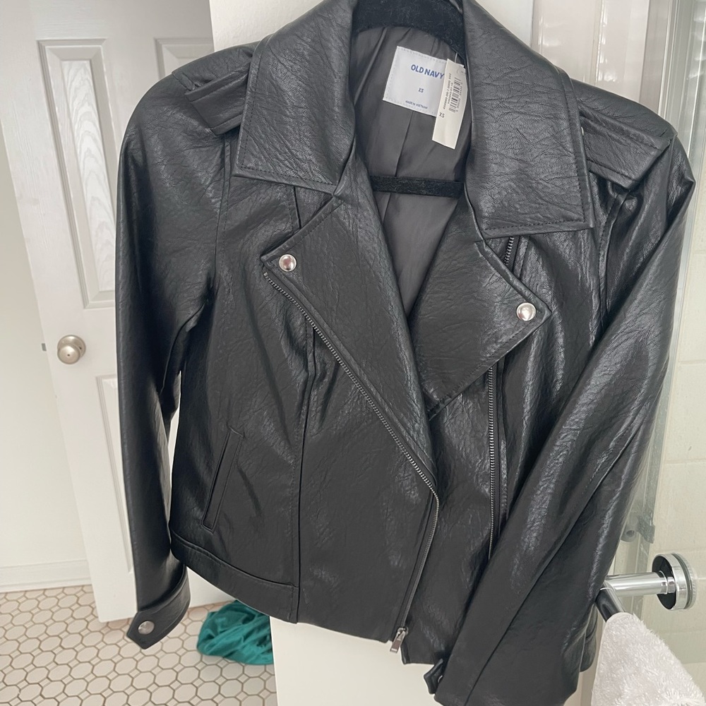 black leather jacket NWT